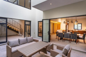 Casa Da Vinci in Villas Acuarela, New 3BR Modern Home with Private Rooftop